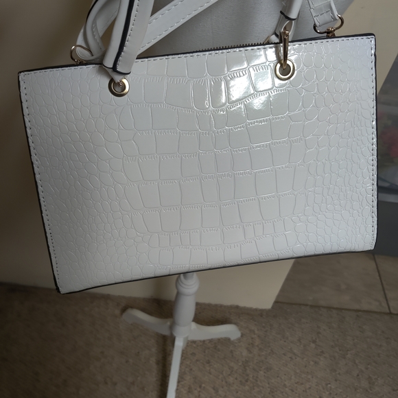 Danbooty White Croc-Embossed Women's Bag Pu Leather Shoulder Bag, White - Picture 11 of 15